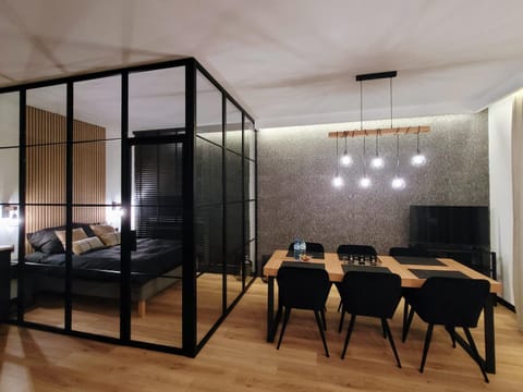 TV and multimedia, Living room, Dining area