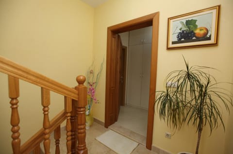 Apartment Sunbreeze Apartment in Trogir