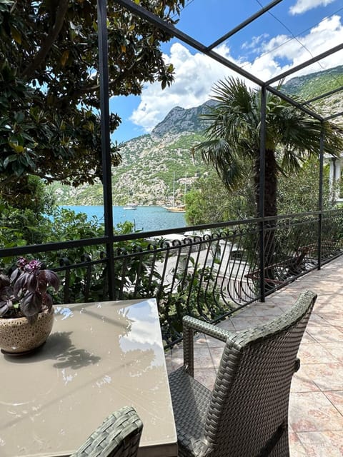 View (from property/room), Balcony/Terrace, Mountain view, Sea view