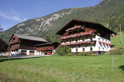 Property building, Spring, Day, Natural landscape, Mountain view