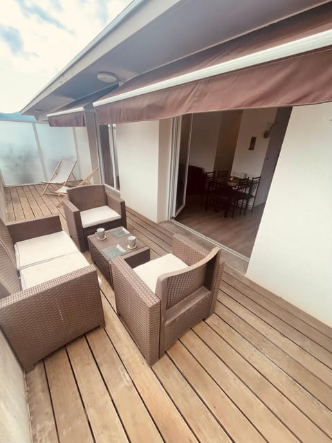 Grand studio toit terrase Ajaccio Apartment in Ajaccio