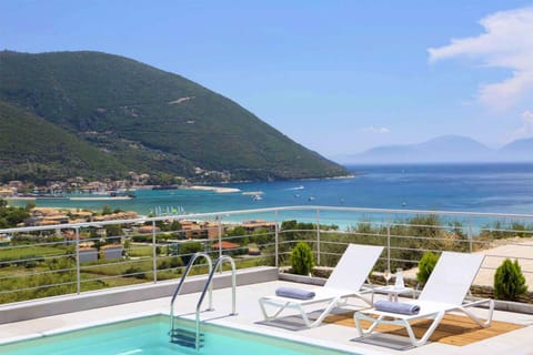 Sea view, sunbed