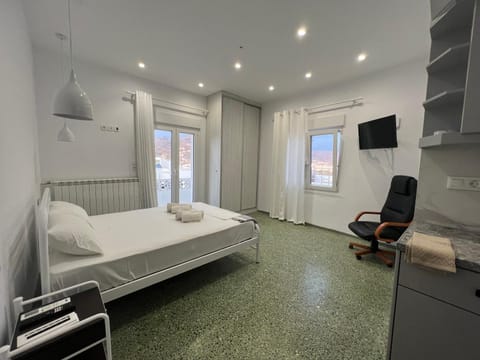 Sofia Studios Town Apartment in Naxos