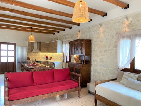 Seating area, kitchen