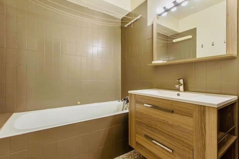 -30% sur Location Skis Centre Station Les 2 Alpes Apartment in Les Deux Alpes