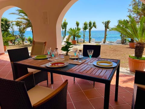 Casale fronte mare - villa with swimming pool in front of the beach Villa in Sardinia