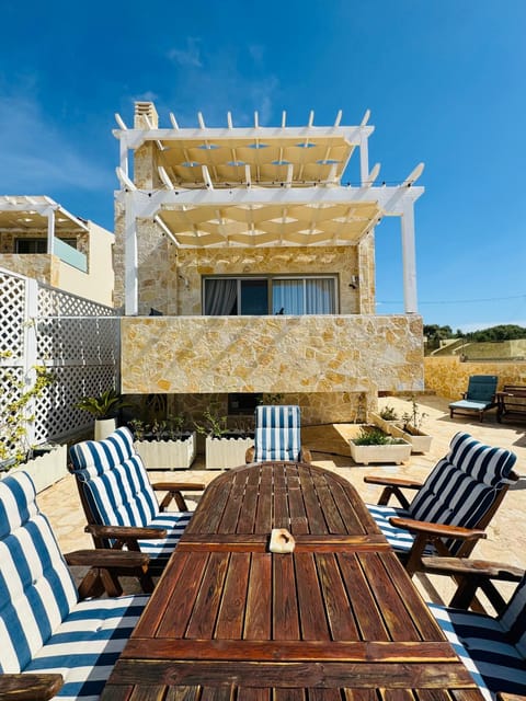 Villa Arkadia Seafront Villa Ai-Lagoudis Beach Villa in Messenia