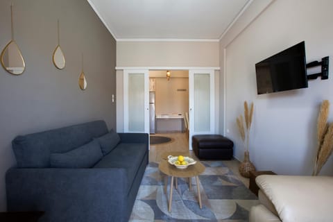 TV and multimedia, Photo of the whole room, Seating area