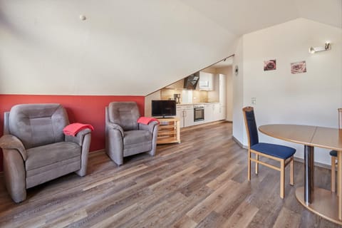 Kitchen or kitchenette, Living room, Dining area