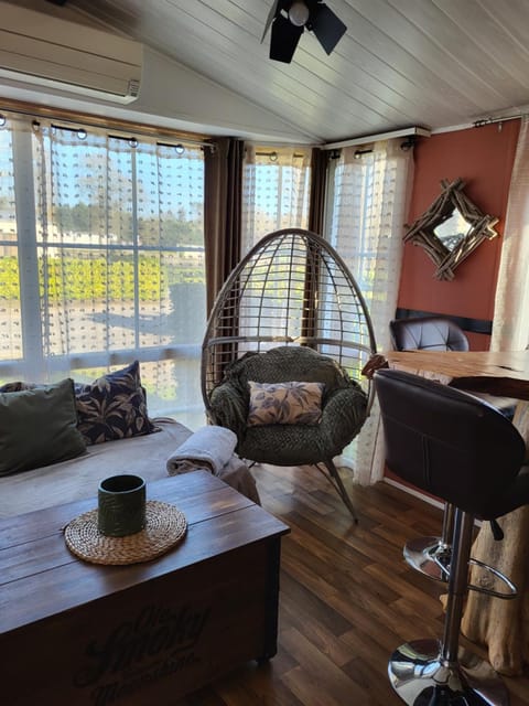 LE PETIT BONHEUR Campground/ 
RV Resort in Pont-Aven