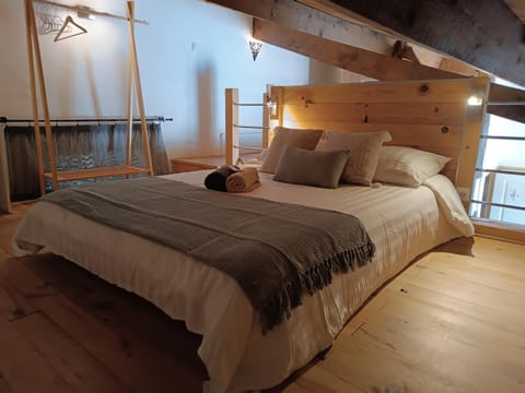 Gîte avec piscine privatisée House in Grignan