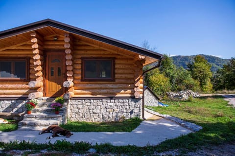 Property building, Spring, Day, Natural landscape, Mountain view