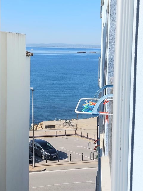 Sea view, Parking