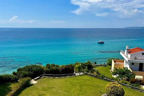 Property building, Nearby landmark, Natural landscape, Sea view