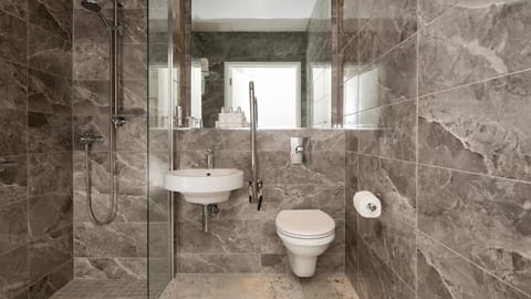 Everglades Hotel Hotel in Londonderry