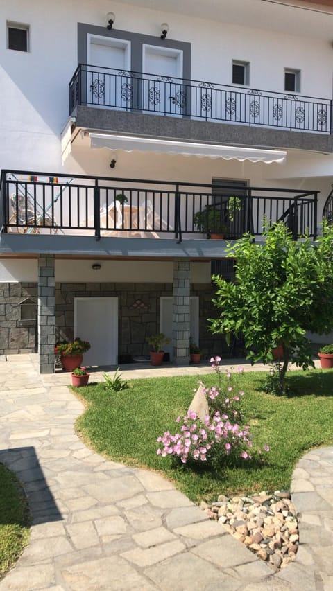 Savvas House Bed and Breakfast in Halkidiki