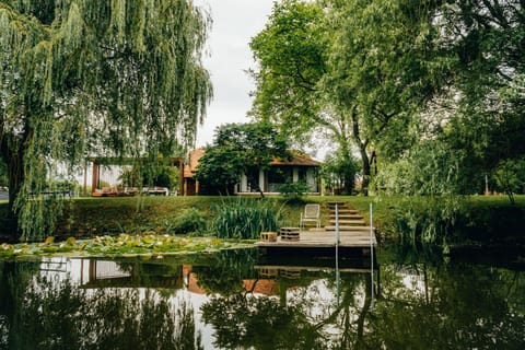 Natural landscape, Fishing, Garden view, River view