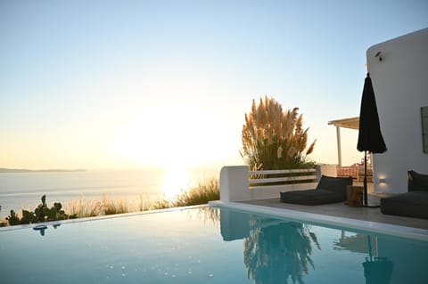 Sea view, Swimming pool