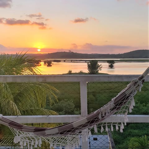 Balcony/Terrace, Lake view, Mountain view, River view, Sunset