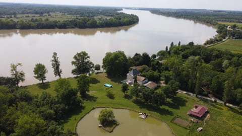 Bird's eye view, Lake view, River view