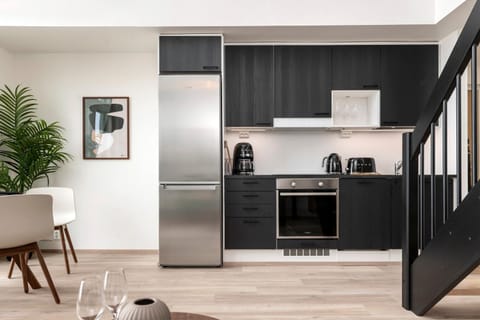 Coffee/tea facilities, Kitchen or kitchenette, dishwasher, minibar, pet friendly, stove, toaster