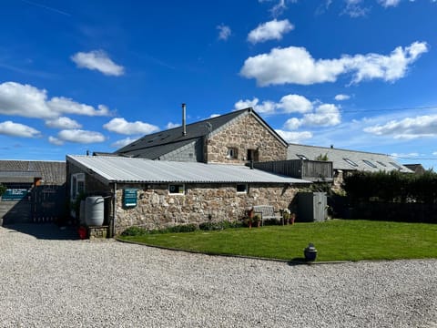 Property building, Day, Garden