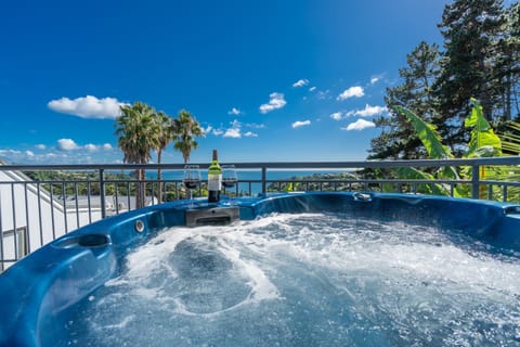 Hot Tub, Pool view