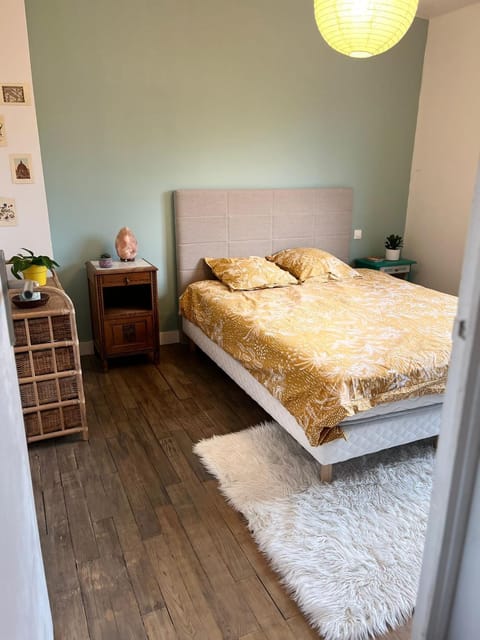 Maison entière 6 à 8 personnes au Mans proche circuit Vacation rental in Le Mans