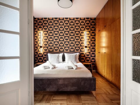 Bed, Photo of the whole room, Bedroom, internet, towels