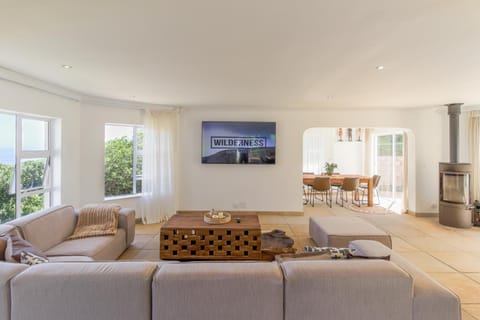 TV and multimedia, Dining area, flat iron