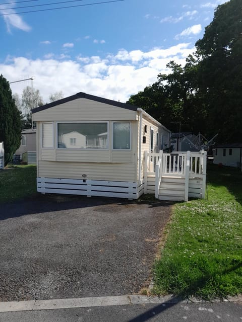 Happy place no4 Campground/ 
RV Resort in East Dorset District