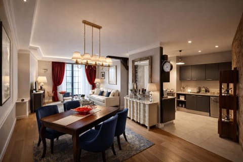 Communal lounge/ TV room, Living room