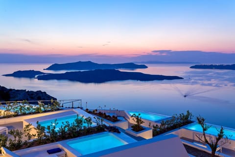Bird's eye view, View (from property/room), Pool view, Sea view, Swimming pool