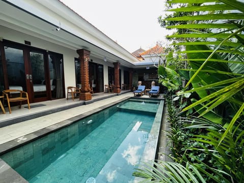 Cecillia Guesthouse Canggu Bed and Breakfast in North Kuta