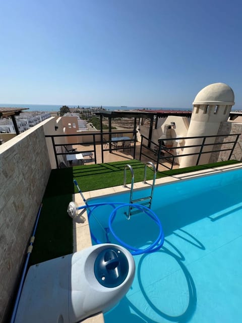 Sea view, Swimming pool