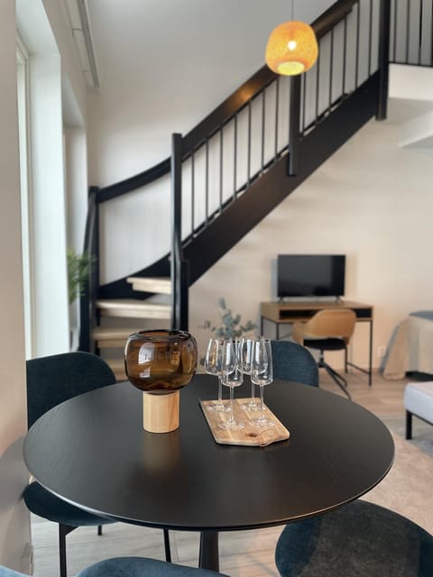 TV and multimedia, Decorative detail, Dining area