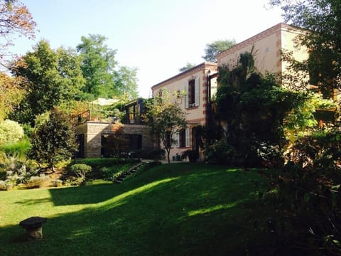 Property building, Garden