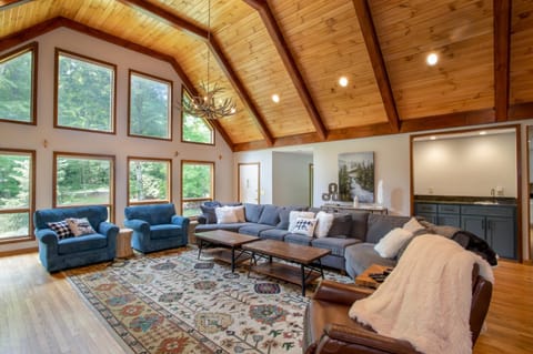 Sugar Mountain Lodge House in Sugar Mountain