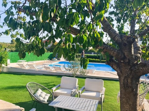 Garden, Garden view, Pool view, Swimming pool
