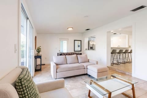 Cozy Miami Home Pet-friendly & with Free Parking House in Miami