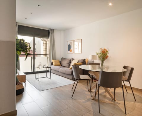 Living room, Seating area, Dining area