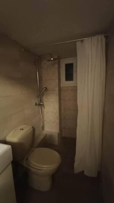 Apartment by the Sepolia metro Apartment in Athens