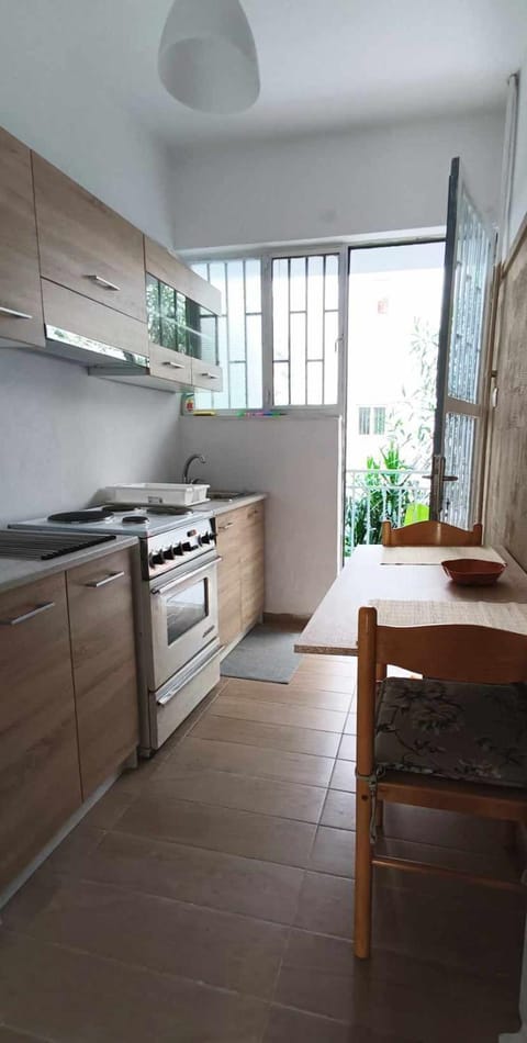 Apartment by the Sepolia metro Apartment in Athens