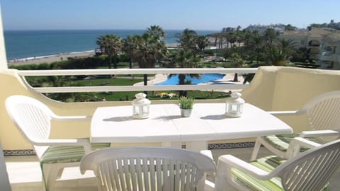 View (from property/room), Balcony/Terrace, Pool view, Swimming pool