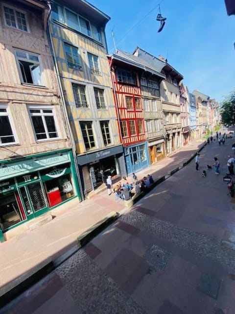 Neighbourhood, City view