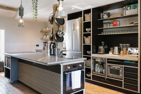 Gather - STAY LAGOM Villa in Ballycastle