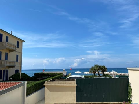 Day, View (from property/room), Sea view, Inner courtyard view