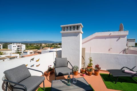 View (from property/room), Balcony/Terrace