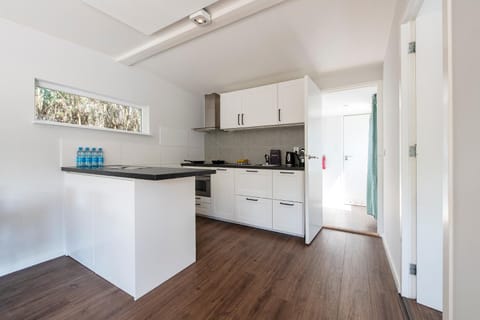 Kitchen or kitchenette, dishwasher, minibar, pet friendly