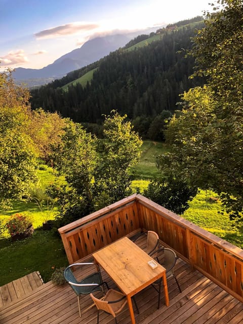 View (from property/room), Balcony/Terrace, Mountain view